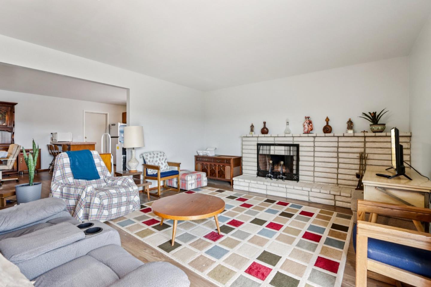 Detail Gallery Image 6 of 39 For 3202 Tallmon St, Marina,  CA 93933 - 4 Beds | 2 Baths