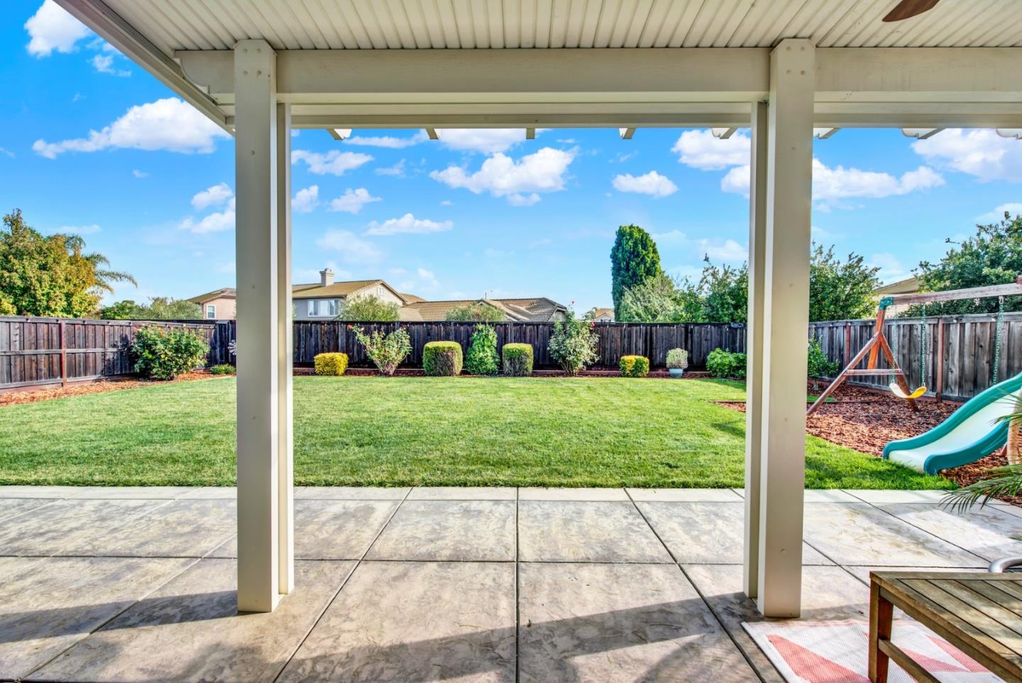 Detail Gallery Image 25 of 36 For 307 Maverick Dr, Vacaville,  CA 95687 - 4 Beds | 2/1 Baths