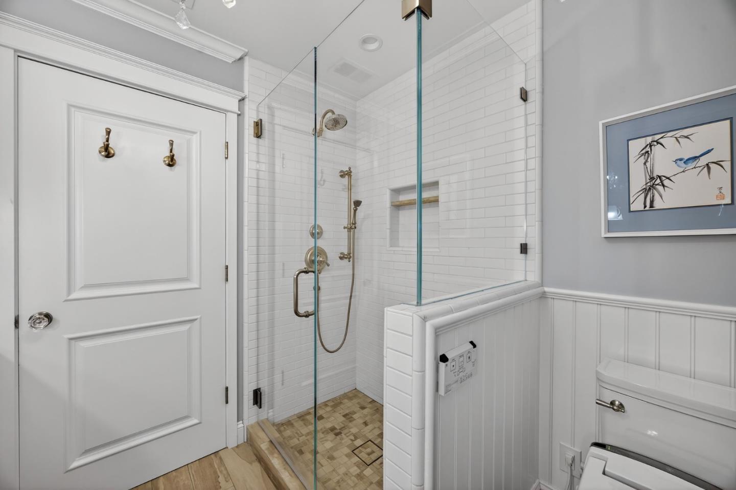 Detail Gallery Image 23 of 42 For 1318 Huron Ave, San Mateo,  CA 94401 - 4 Beds | 2 Baths