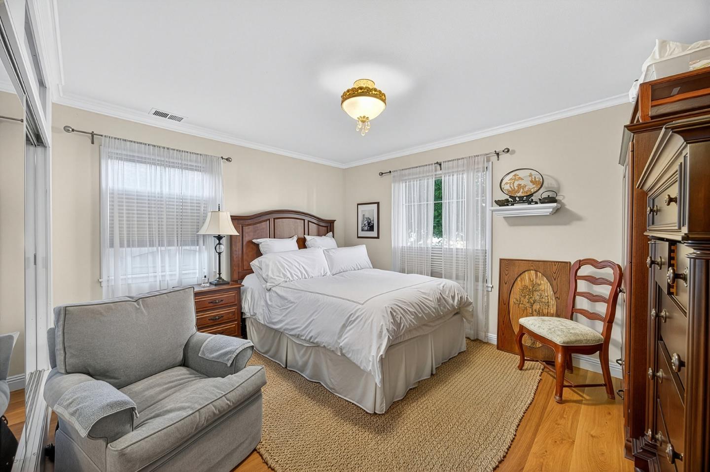 Detail Gallery Image 24 of 42 For 1318 Huron Ave, San Mateo,  CA 94401 - 4 Beds | 2 Baths