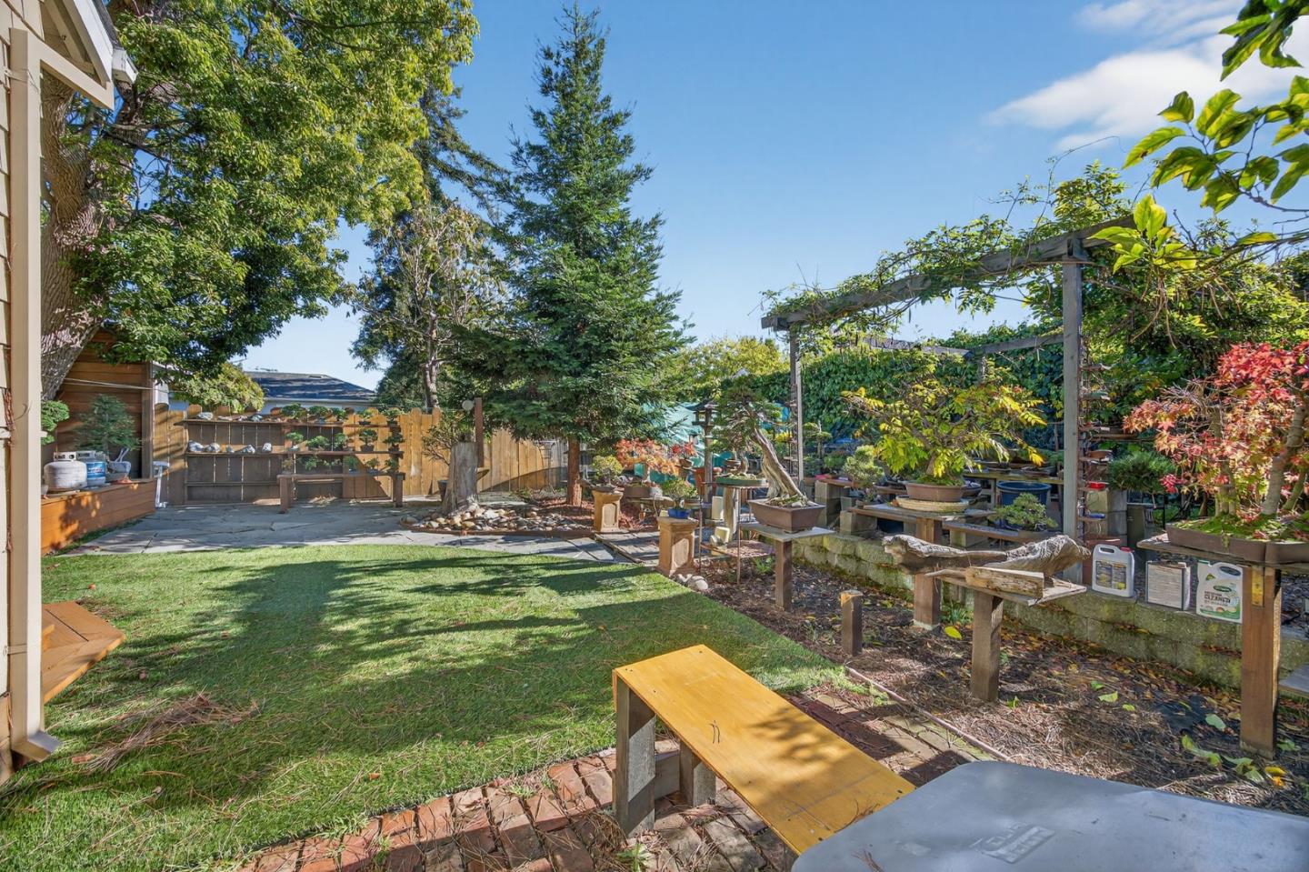 Detail Gallery Image 37 of 42 For 1318 Huron Ave, San Mateo,  CA 94401 - 4 Beds | 2 Baths