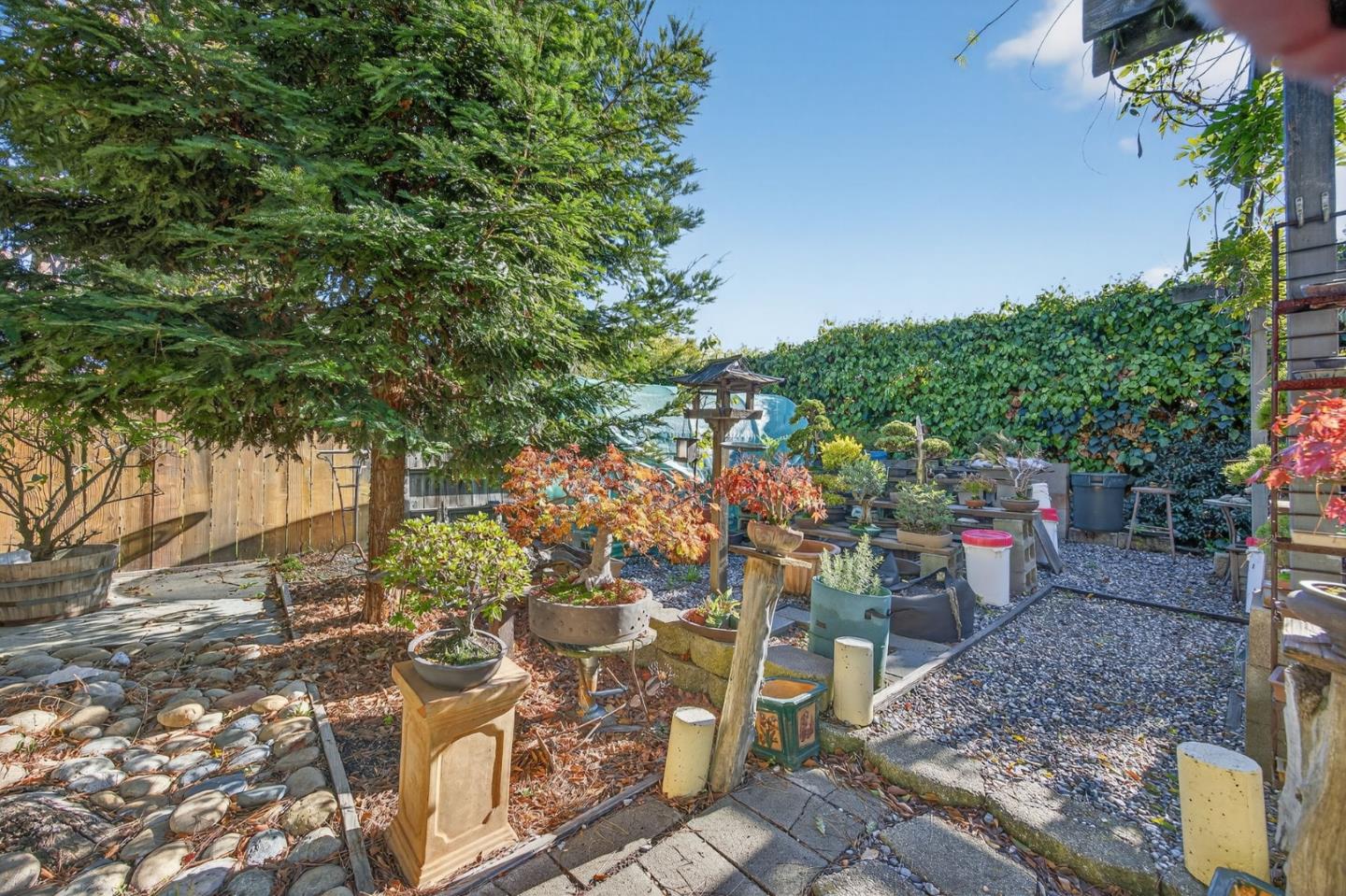 Detail Gallery Image 38 of 42 For 1318 Huron Ave, San Mateo,  CA 94401 - 4 Beds | 2 Baths