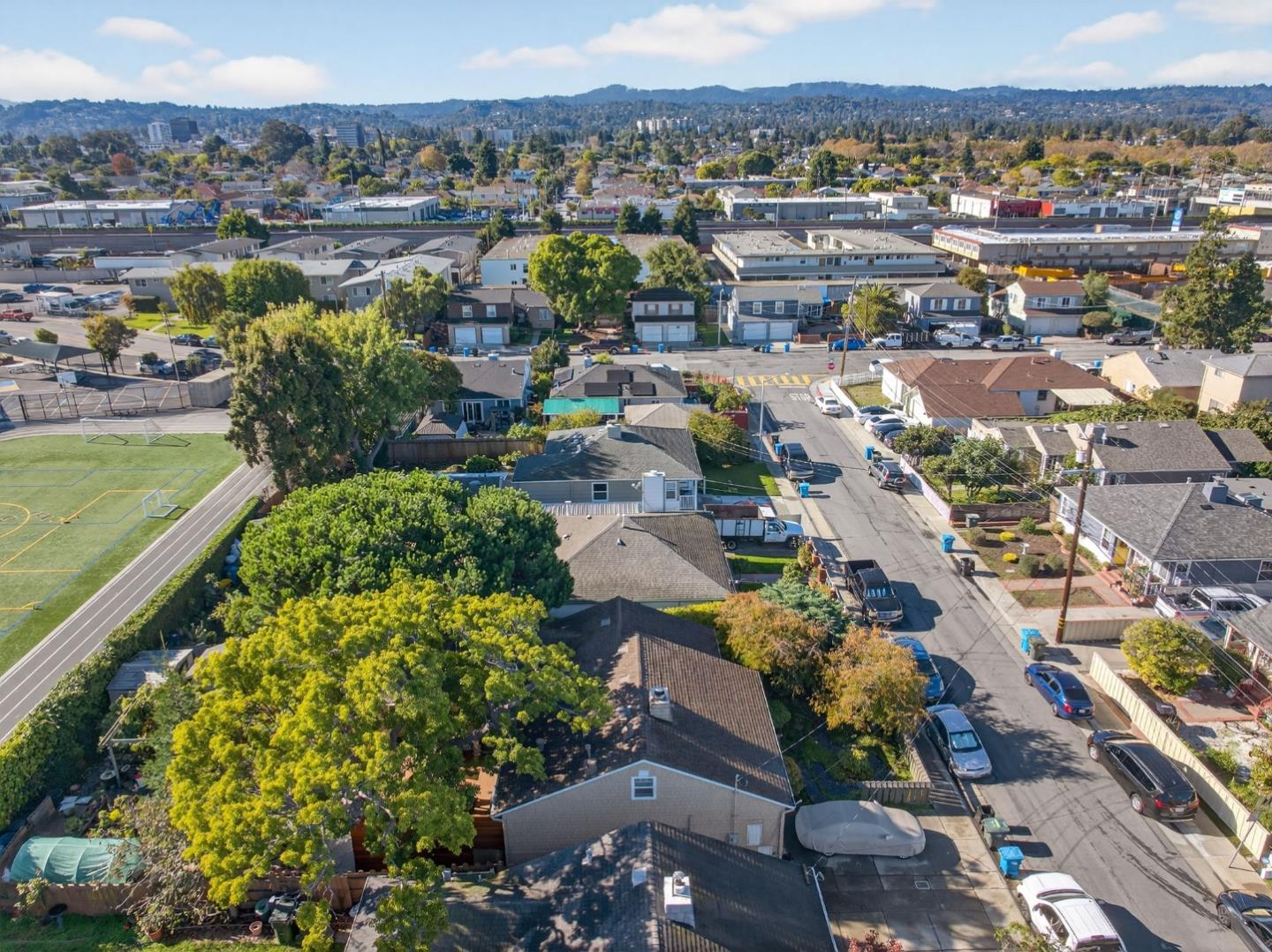 Detail Gallery Image 42 of 42 For 1318 Huron Ave, San Mateo,  CA 94401 - 4 Beds | 2 Baths