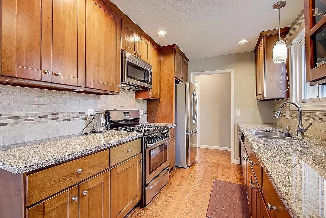 Detail Gallery Image 9 of 17 For 463 Larkspur Dr, East Palo Alto,  CA 94303 - 3 Beds | 1 Baths