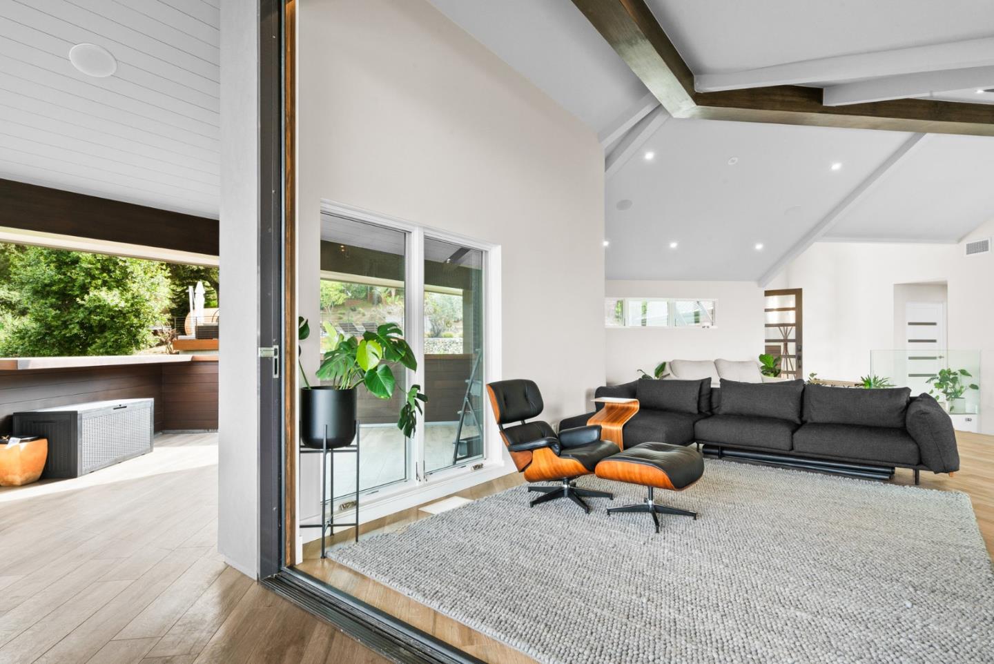 Detail Gallery Image 16 of 111 For 17808 Tourney Rd, Los Gatos,  CA 95030 - 5 Beds | 4/2 Baths