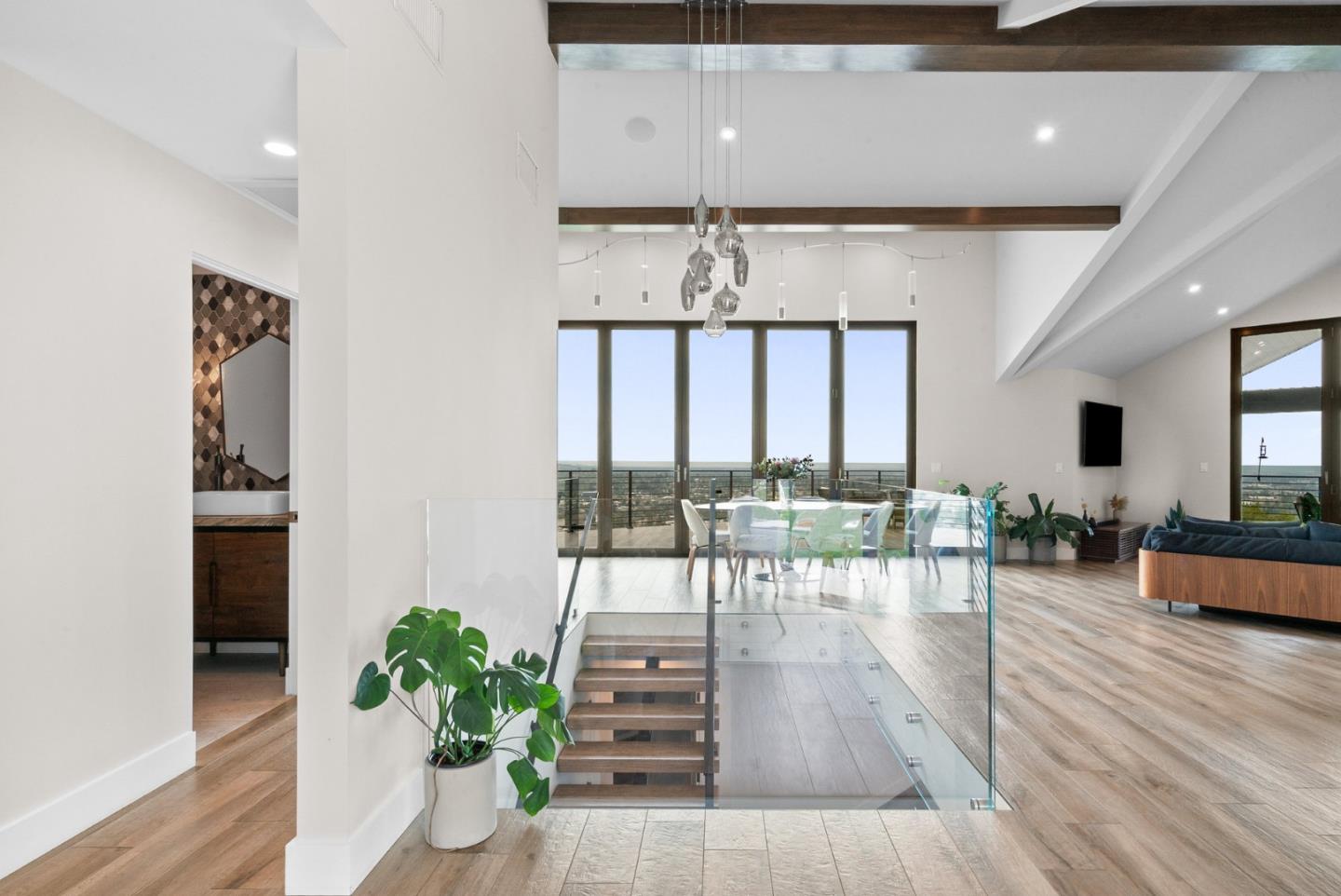 Detail Gallery Image 9 of 111 For 17808 Tourney Rd, Los Gatos,  CA 95030 - 5 Beds | 4/2 Baths