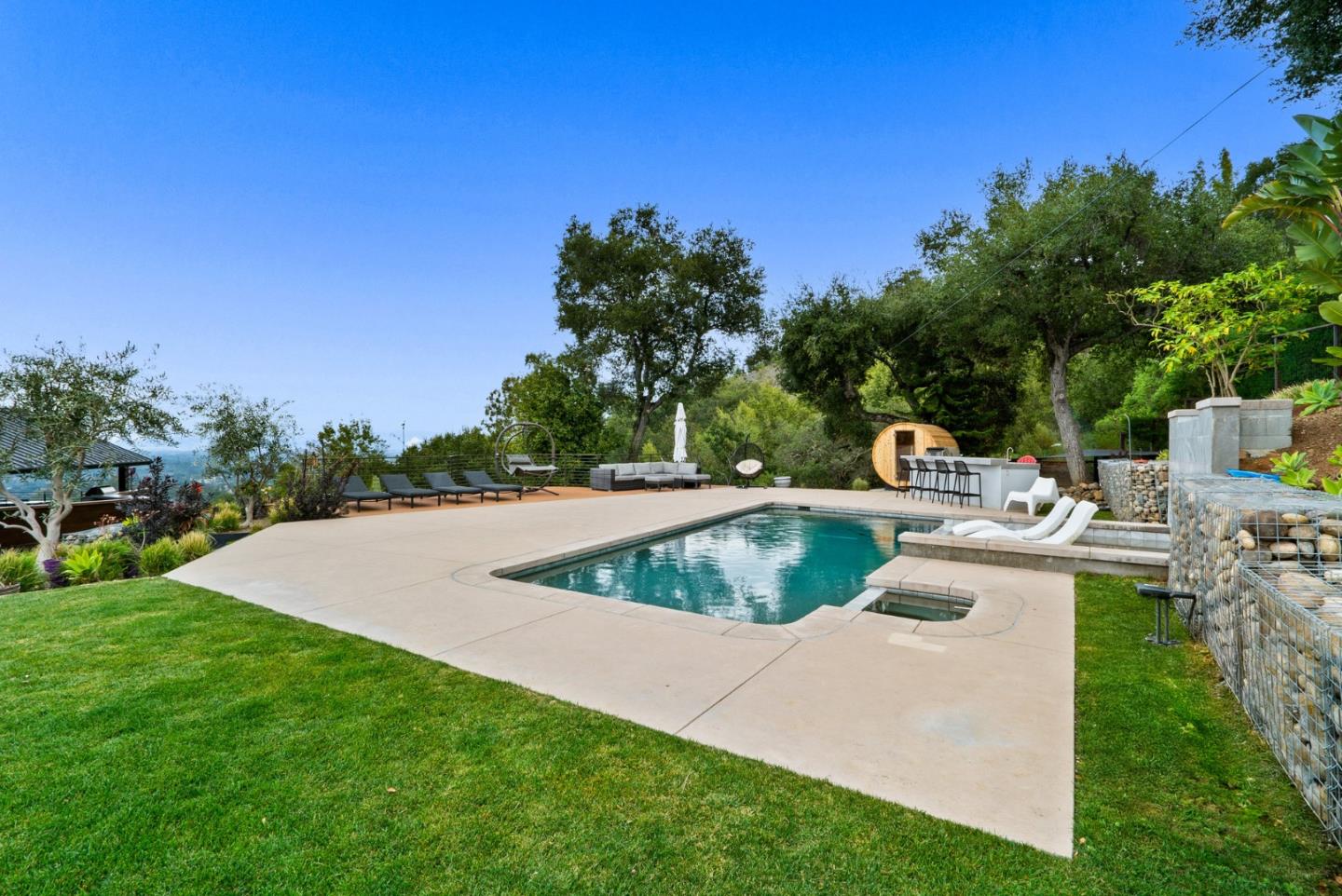 Detail Gallery Image 94 of 111 For 17808 Tourney Rd, Los Gatos,  CA 95030 - 5 Beds | 4/2 Baths