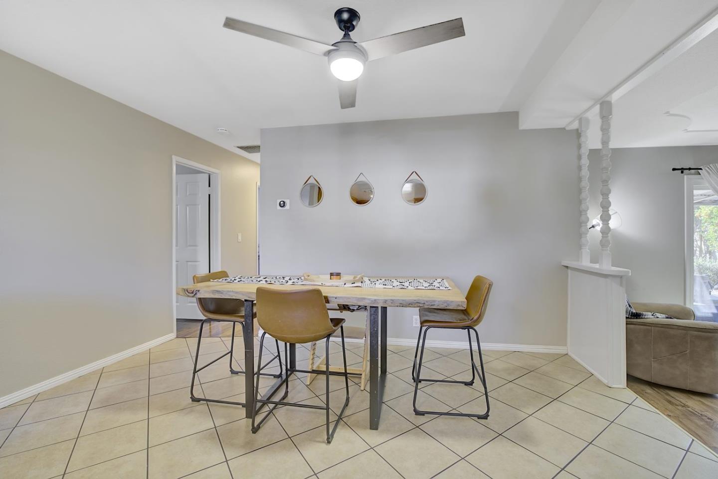 Detail Gallery Image 10 of 39 For 760 Welburn Ave, Gilroy,  CA 95020 - 5 Beds | 3 Baths