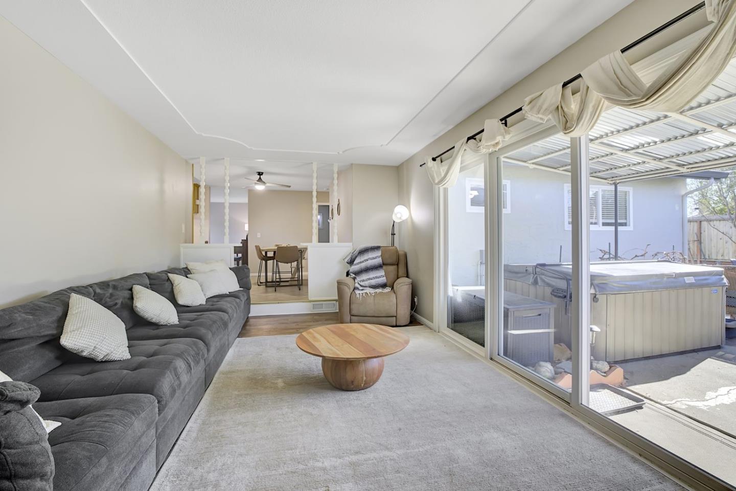 Detail Gallery Image 16 of 39 For 760 Welburn Ave, Gilroy,  CA 95020 - 5 Beds | 3 Baths