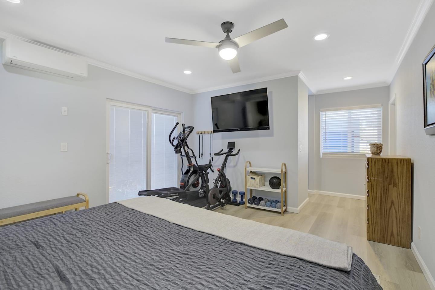 Detail Gallery Image 20 of 39 For 760 Welburn Ave, Gilroy,  CA 95020 - 5 Beds | 3 Baths