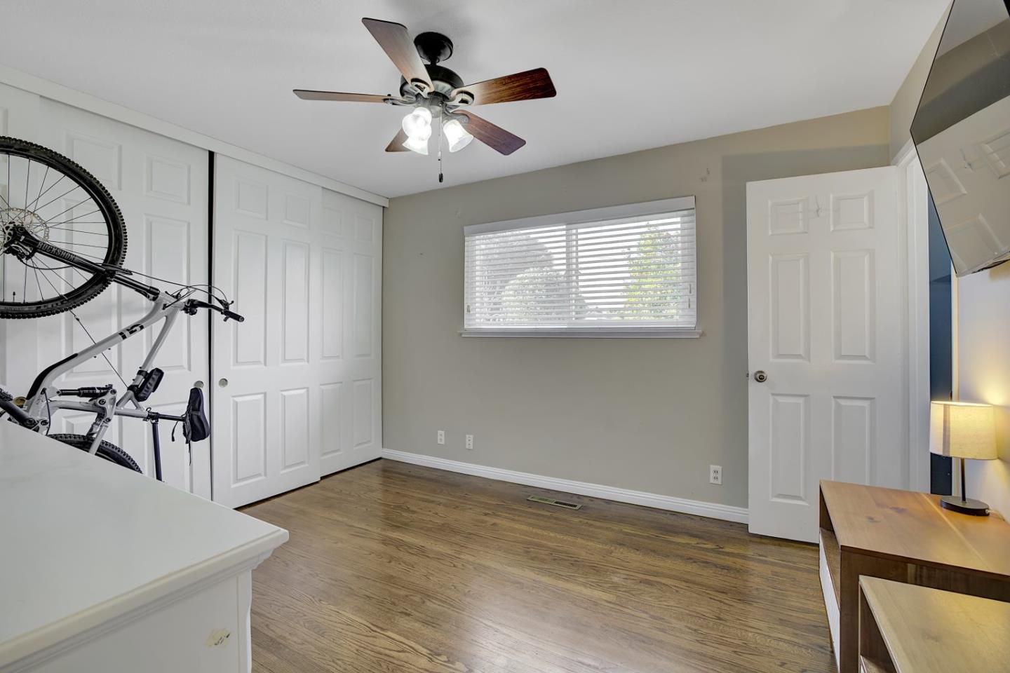 Detail Gallery Image 29 of 39 For 760 Welburn Ave, Gilroy,  CA 95020 - 5 Beds | 3 Baths