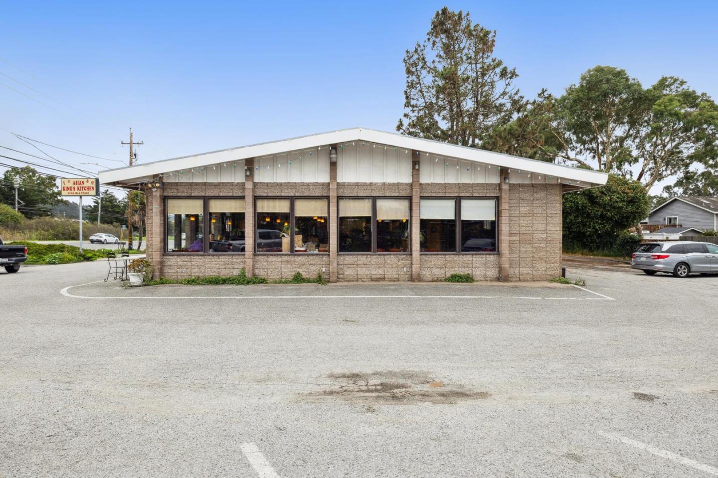 Detail Gallery Image 6 of 11 For 3048 Cabrillo Hwy, Half Moon Bay,  CA 94019 - – Beds | – Baths