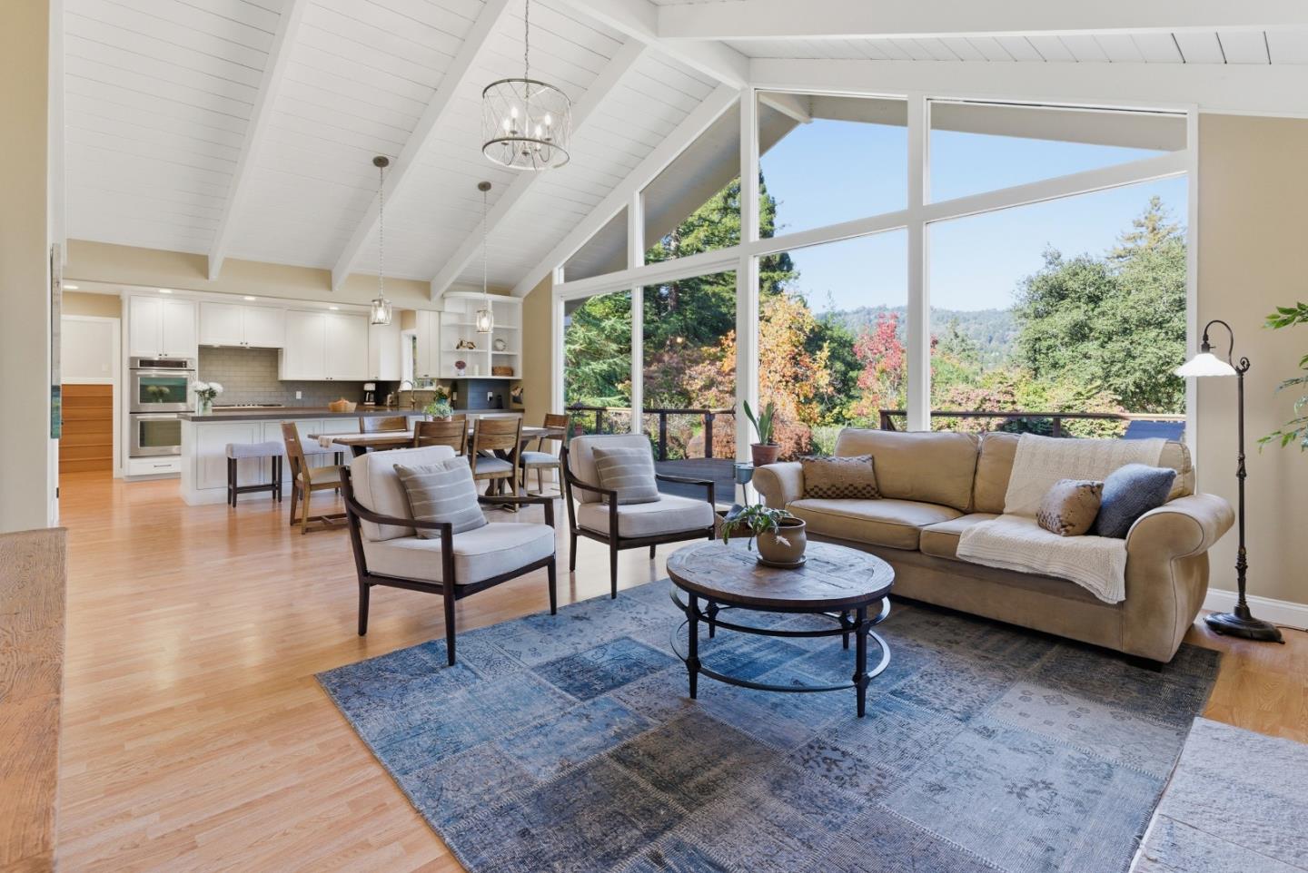 Detail Gallery Image 11 of 77 For 74 via Del Sol, Watsonville,  CA 95076 - 4 Beds | 3/2 Baths