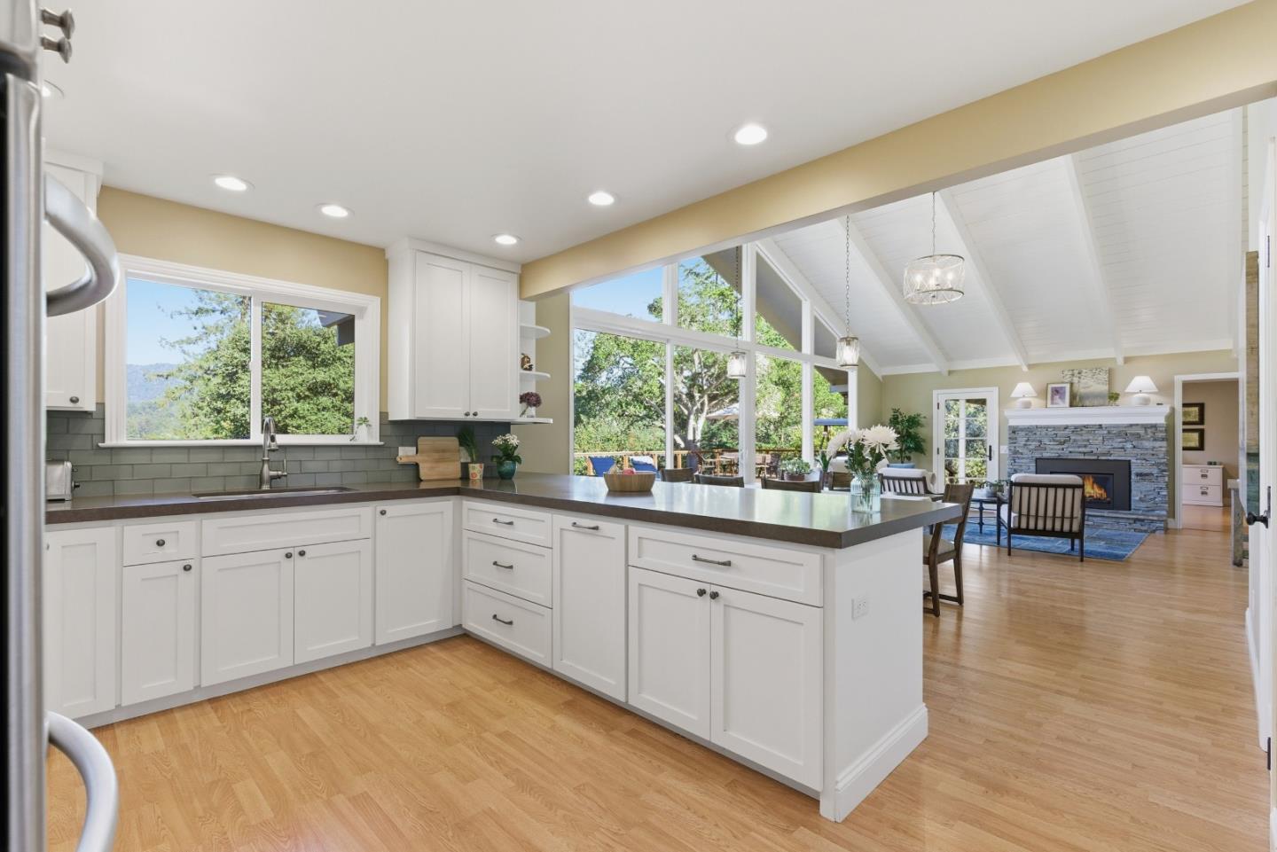 Detail Gallery Image 18 of 77 For 74 via Del Sol, Watsonville,  CA 95076 - 4 Beds | 3/2 Baths