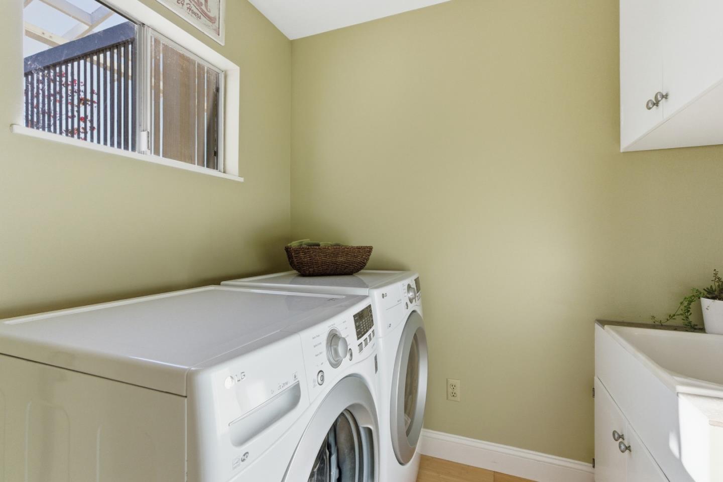 Detail Gallery Image 35 of 77 For 74 via Del Sol, Watsonville,  CA 95076 - 4 Beds | 3/2 Baths