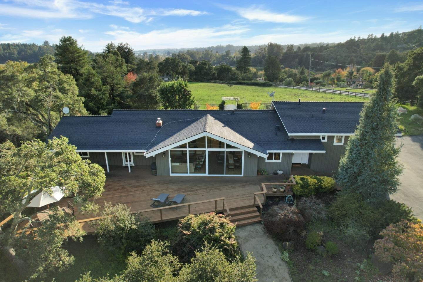 Detail Gallery Image 55 of 77 For 74 via Del Sol, Watsonville,  CA 95076 - 4 Beds | 3/2 Baths