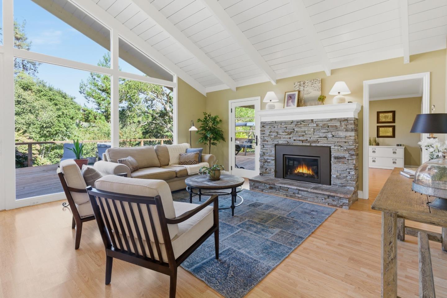 Detail Gallery Image 9 of 77 For 74 via Del Sol, Watsonville,  CA 95076 - 4 Beds | 3/2 Baths