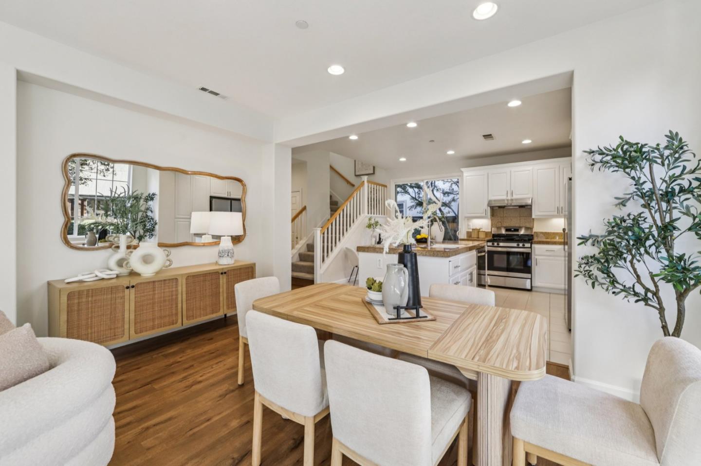 Detail Gallery Image 8 of 66 For 34103 Zaner Way, Union City,  CA 94587 - 3 Beds | 2/1 Baths