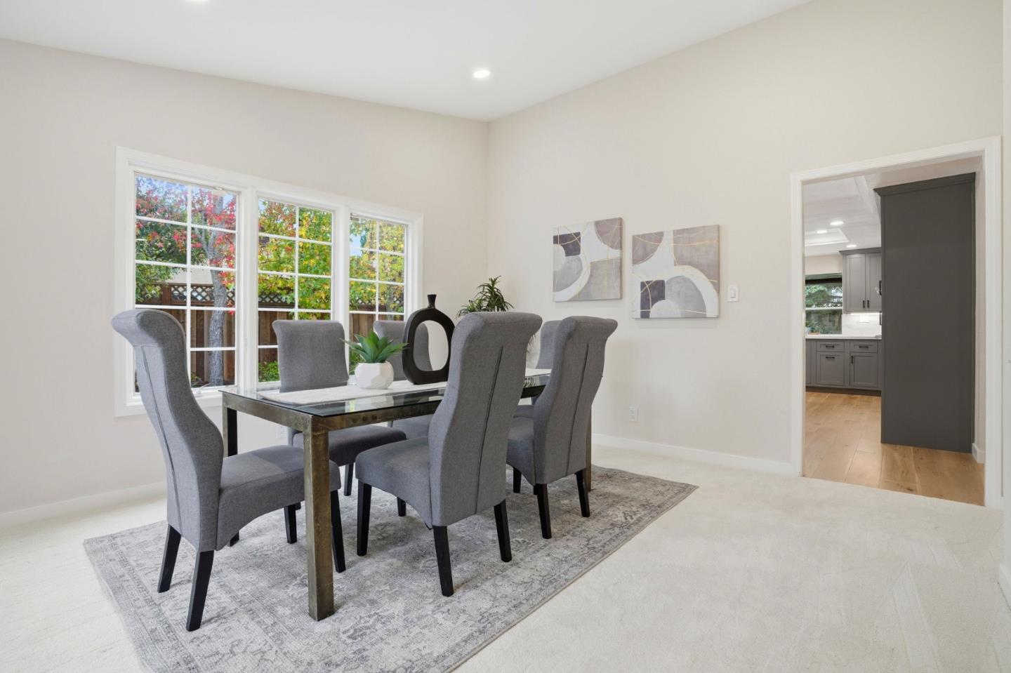 Detail Gallery Image 13 of 41 For 119 Mesa Verde Way, San Carlos,  CA 94070 - 3 Beds | 2/1 Baths