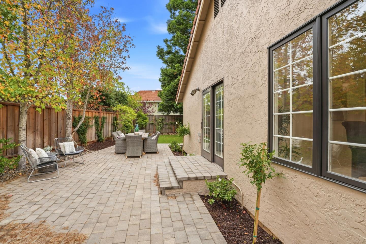 Detail Gallery Image 35 of 41 For 119 Mesa Verde Way, San Carlos,  CA 94070 - 3 Beds | 2/1 Baths