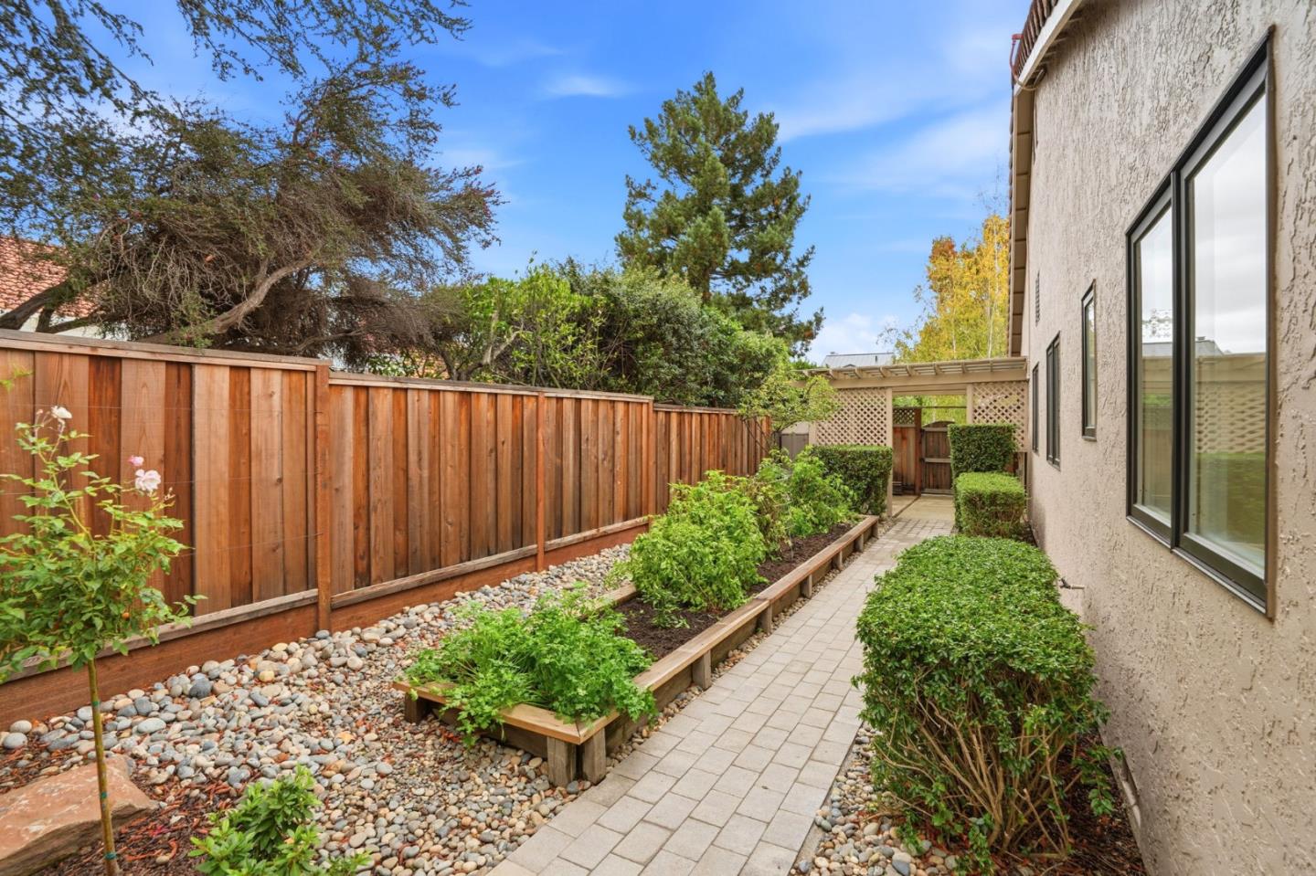 Detail Gallery Image 38 of 41 For 119 Mesa Verde Way, San Carlos,  CA 94070 - 3 Beds | 2/1 Baths