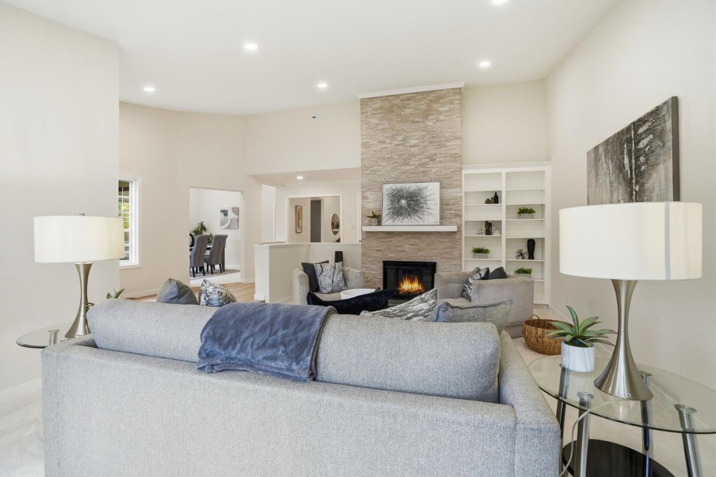 Detail Gallery Image 5 of 41 For 119 Mesa Verde Way, San Carlos,  CA 94070 - 3 Beds | 2/1 Baths