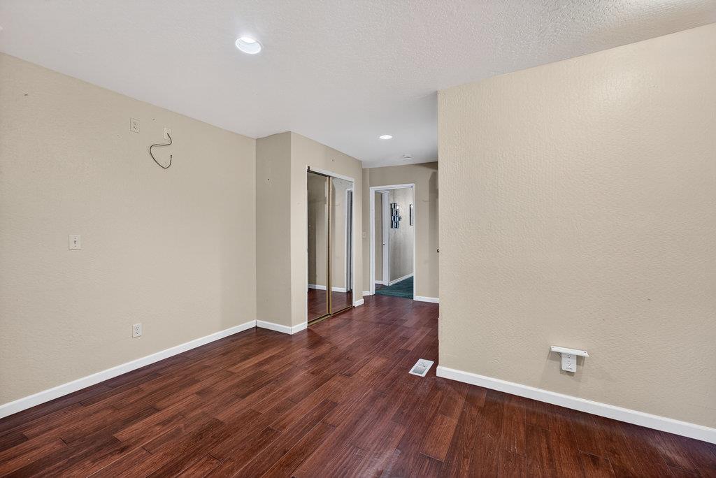 Detail Gallery Image 17 of 34 For 885 Larkin Valley Rd, Watsonville,  CA 95076 - 2 Beds | 2 Baths