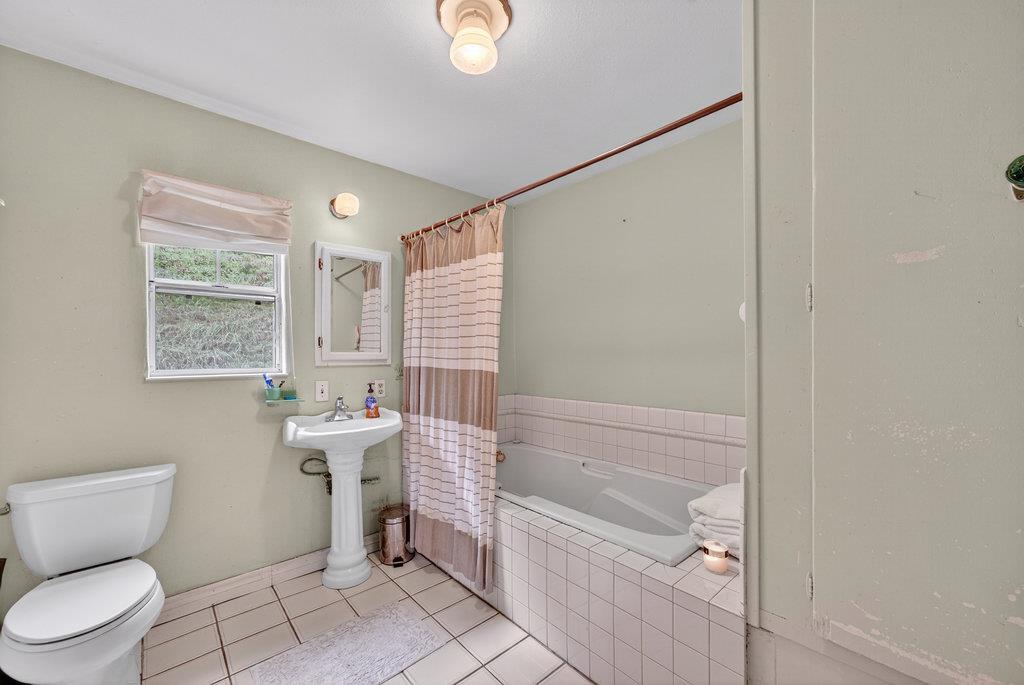 Detail Gallery Image 20 of 34 For 885 Larkin Valley Rd, Watsonville,  CA 95076 - 2 Beds | 2 Baths