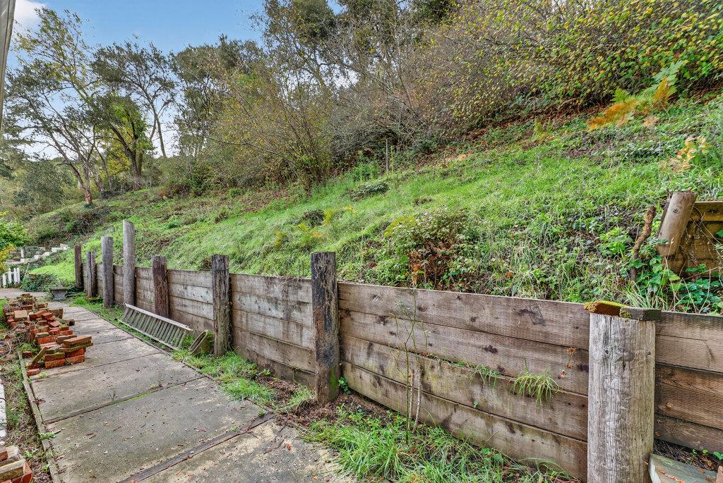 Detail Gallery Image 29 of 34 For 885 Larkin Valley Rd, Watsonville,  CA 95076 - 2 Beds | 2 Baths