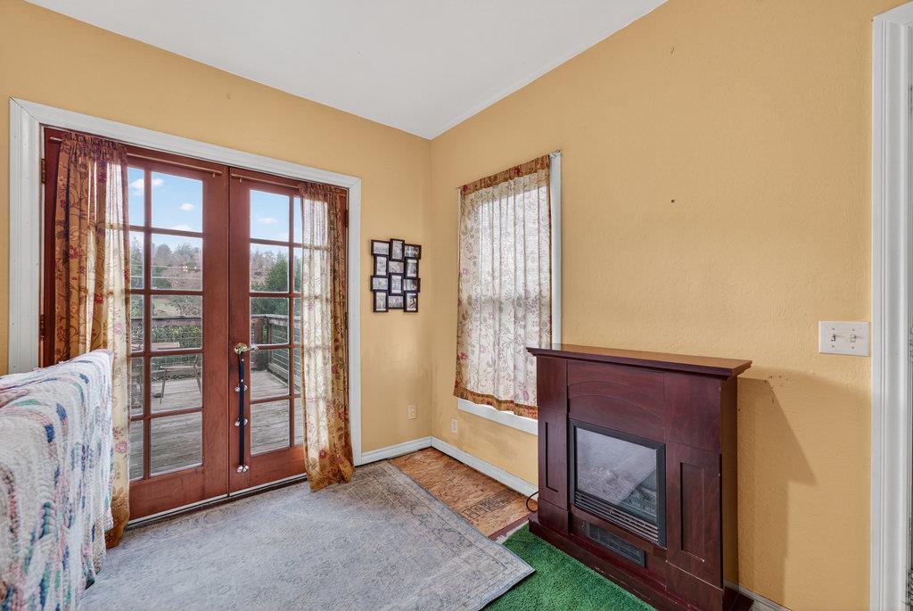 Detail Gallery Image 6 of 34 For 885 Larkin Valley Rd, Watsonville,  CA 95076 - 2 Beds | 2 Baths