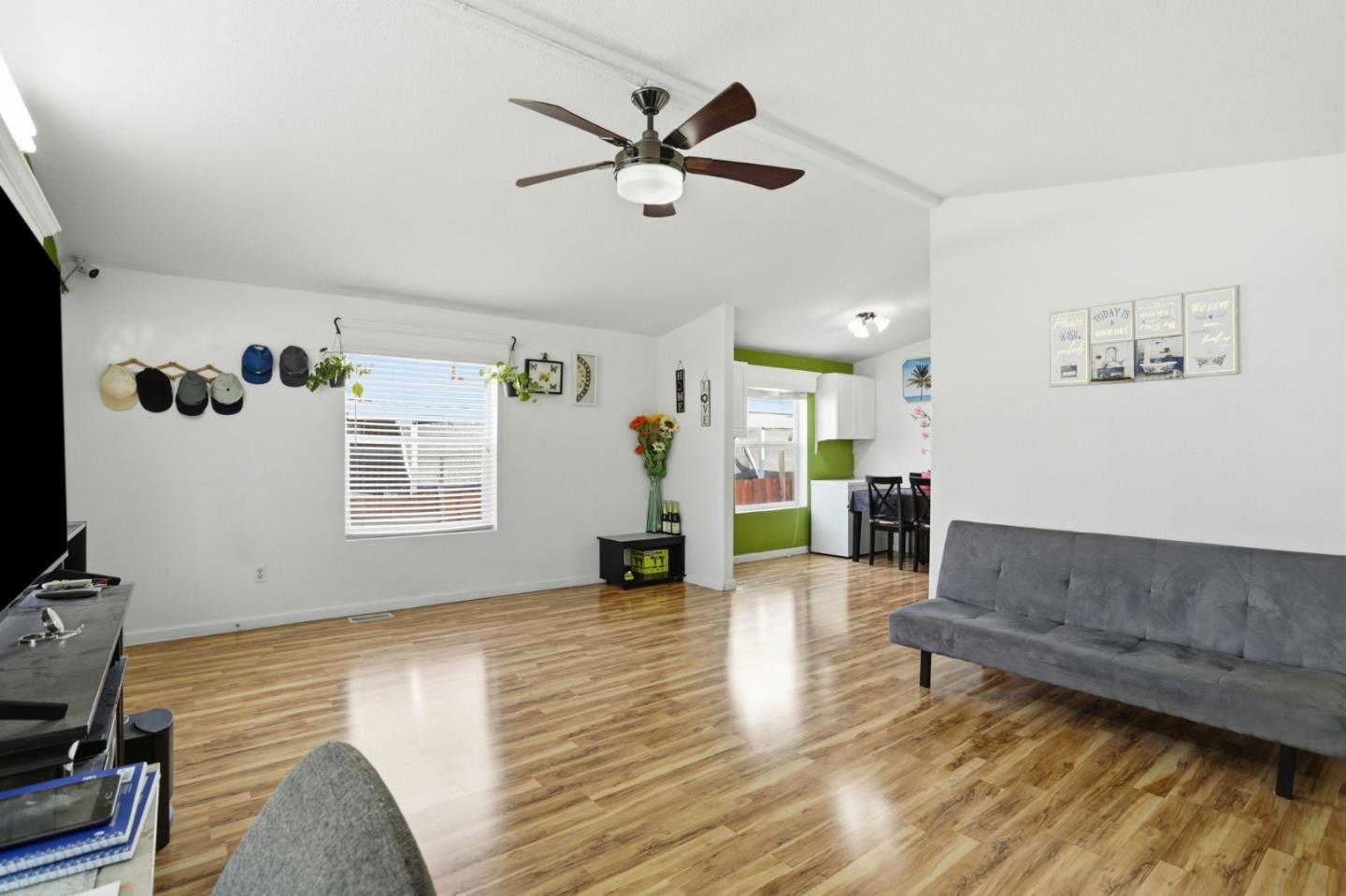 Detail Gallery Image 13 of 37 For 2580 Senter Rd #434,  San Jose,  CA 95111 - 3 Beds | 2 Baths