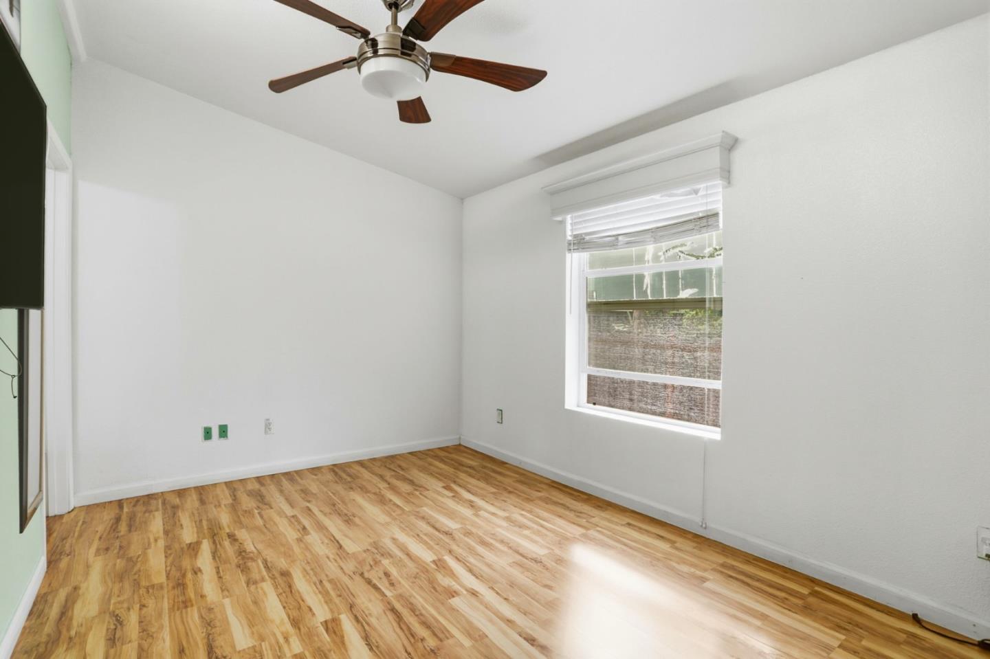 Detail Gallery Image 21 of 37 For 2580 Senter Rd #434,  San Jose,  CA 95111 - 3 Beds | 2 Baths