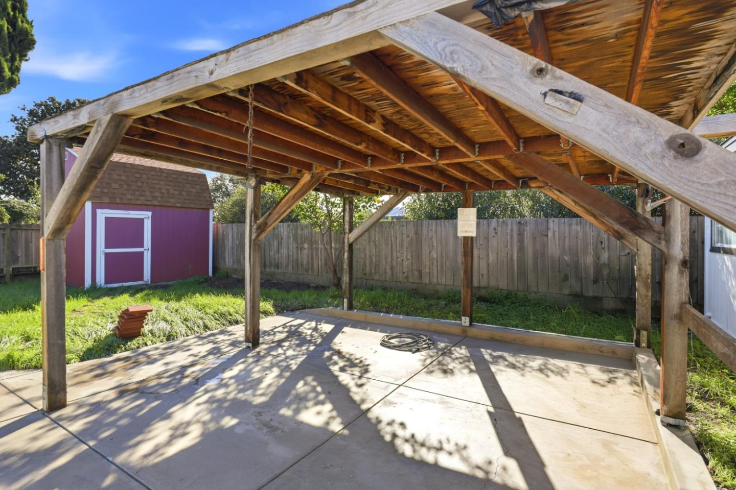 Detail Gallery Image 30 of 32 For 1361 Hillcrest Rd, Hollister,  CA 95023 - 3 Beds | 2 Baths