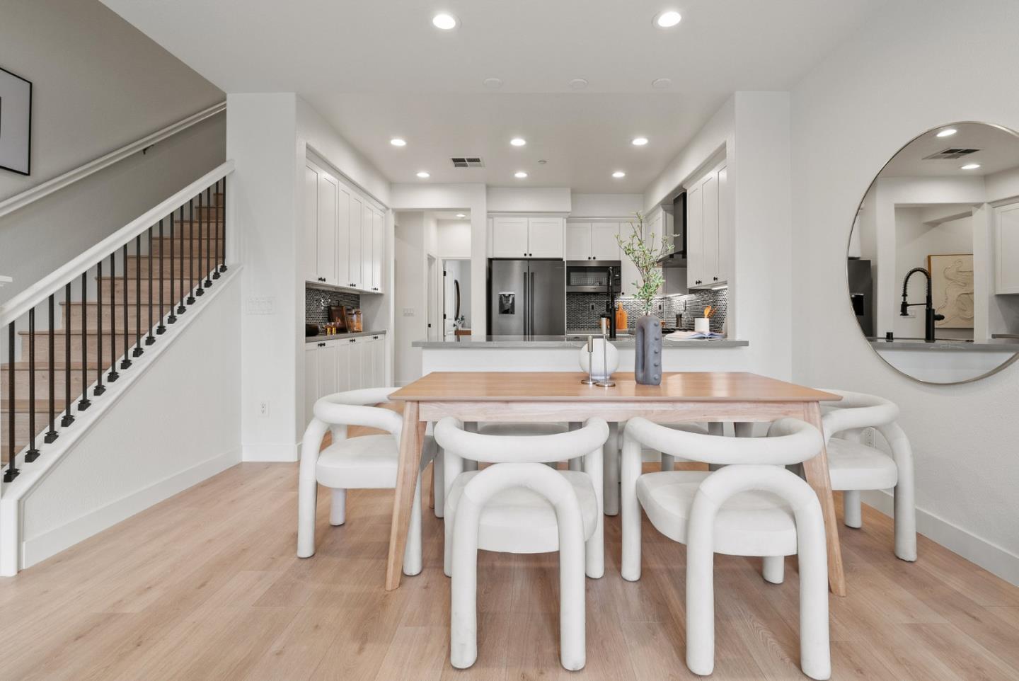 Detail Gallery Image 8 of 50 For 4443 Lick Mill Blvd, Santa Clara,  CA 95054 - 3 Beds | 3 Baths