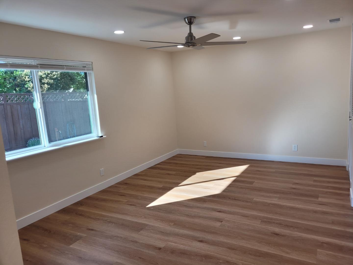 Detail Gallery Image 11 of 31 For 315 Colleen Ct, Morgan Hill,  CA 95037 - 3 Beds | 2 Baths