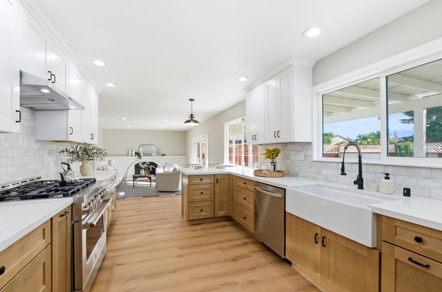 Detail Gallery Image 10 of 41 For 668 Potomac Ct, San Jose,  CA 95136 - 5 Beds | 3 Baths