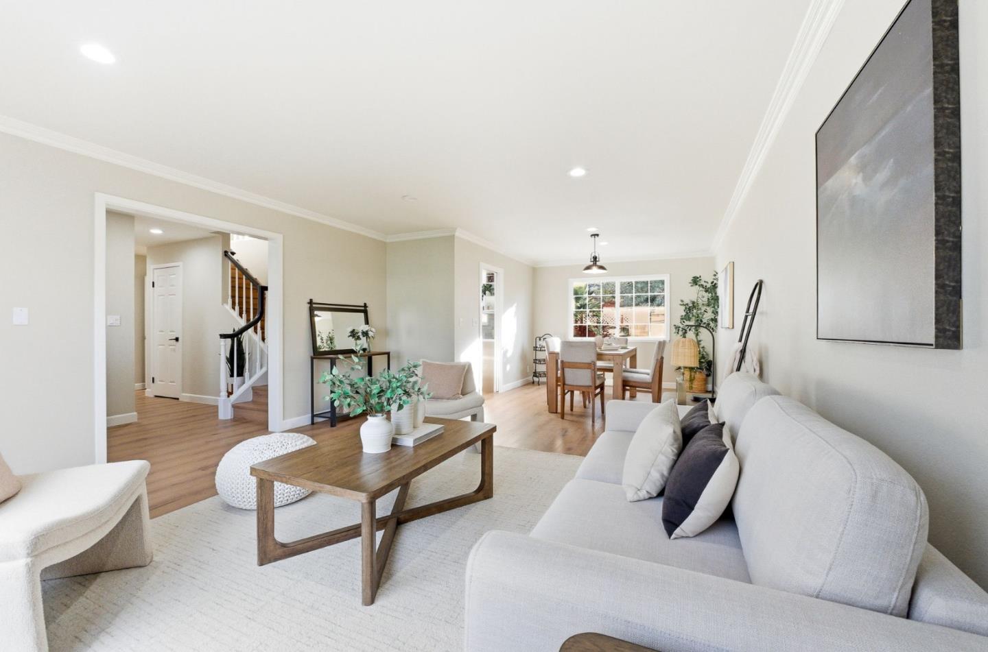 Detail Gallery Image 4 of 41 For 668 Potomac Ct, San Jose,  CA 95136 - 5 Beds | 3 Baths