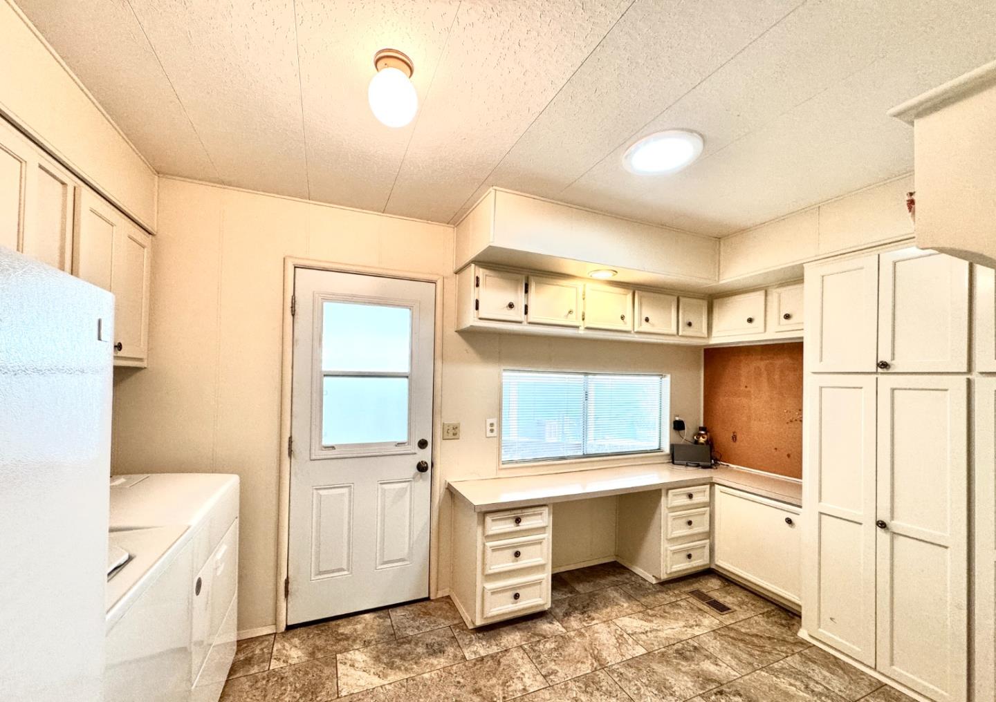Detail Gallery Image 15 of 25 For 14 Driftwood Trl #14,  Half Moon Bay,  CA 94019 - 2 Beds | 2 Baths