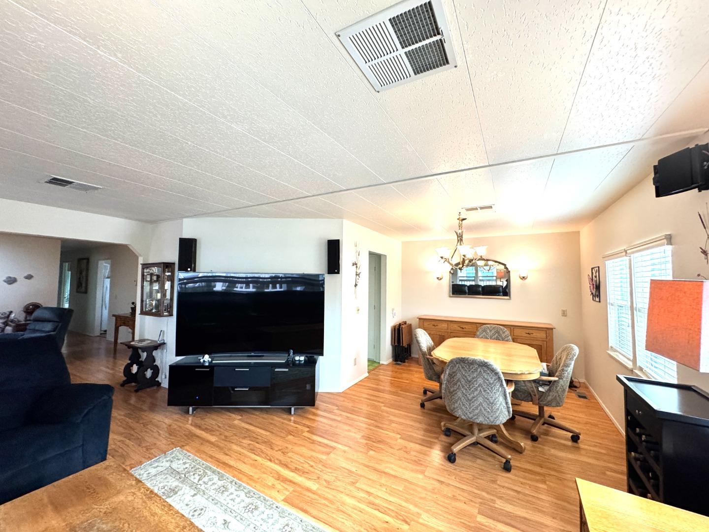 Detail Gallery Image 7 of 25 For 14 Driftwood Trl #14,  Half Moon Bay,  CA 94019 - 2 Beds | 2 Baths