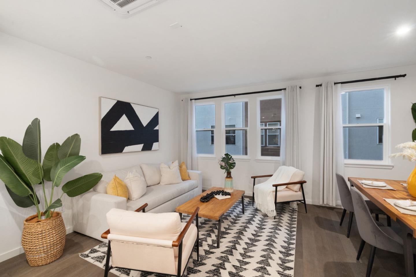 Photo #18: ML82028065 Listing: Photo #18