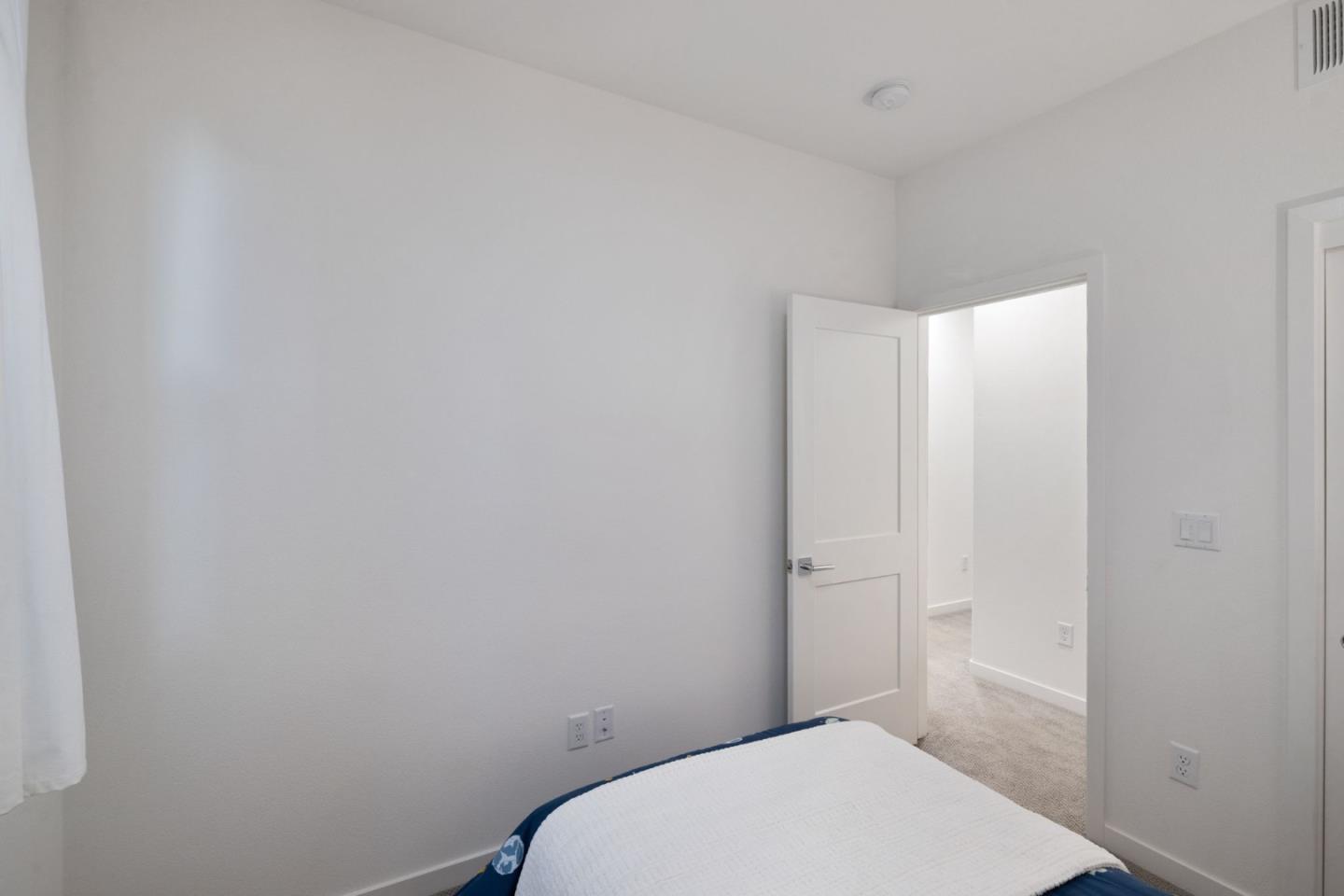 Photo #25: ML82028065 Listing: Photo #25