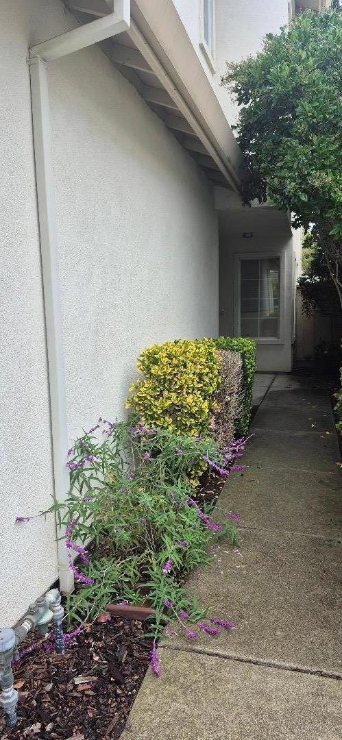 Detail Gallery Image 4 of 29 For 21854 Stonegate, Salinas,  CA 93908 - 3 Beds | 2/1 Baths