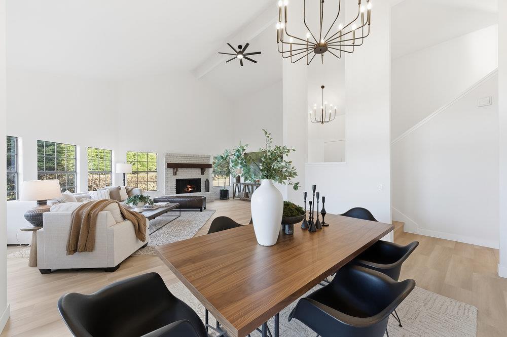 Detail Gallery Image 5 of 45 For 370 Burning Tree Ct, Half Moon Bay,  CA 94019 - 3 Beds | 3 Baths