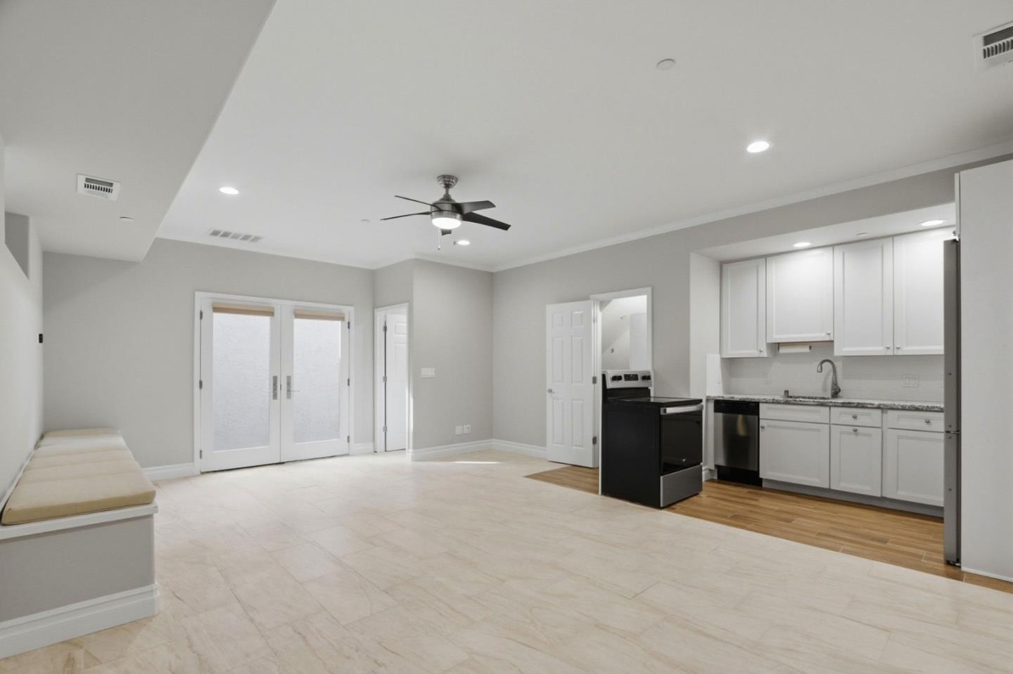 Detail Gallery Image 102 of 118 For 12387 Stonebrook Dr, Los Altos Hills,  CA 94022 - 5 Beds | 3/1 Baths