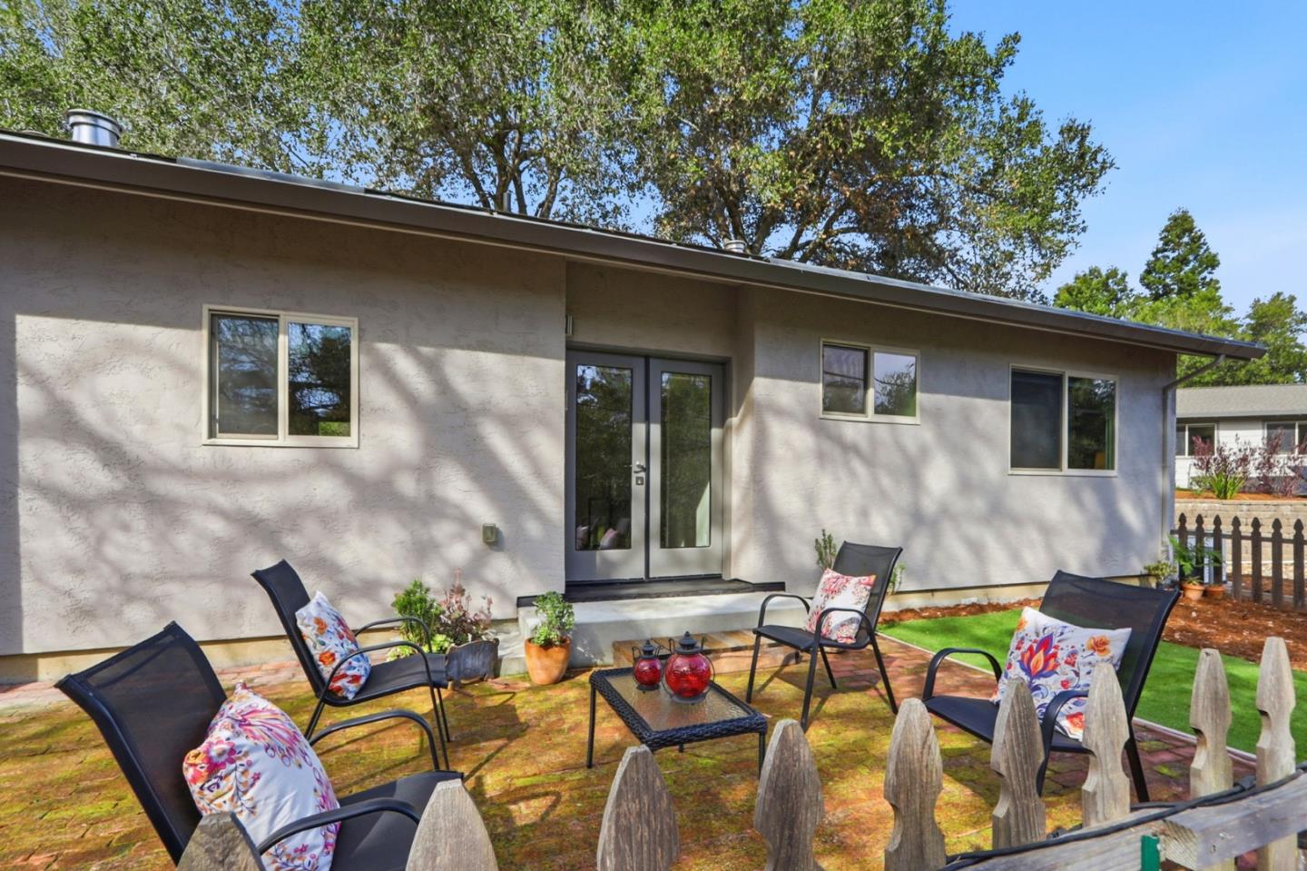 Detail Gallery Image 112 of 118 For 12387 Stonebrook Dr, Los Altos Hills,  CA 94022 - 5 Beds | 3/1 Baths