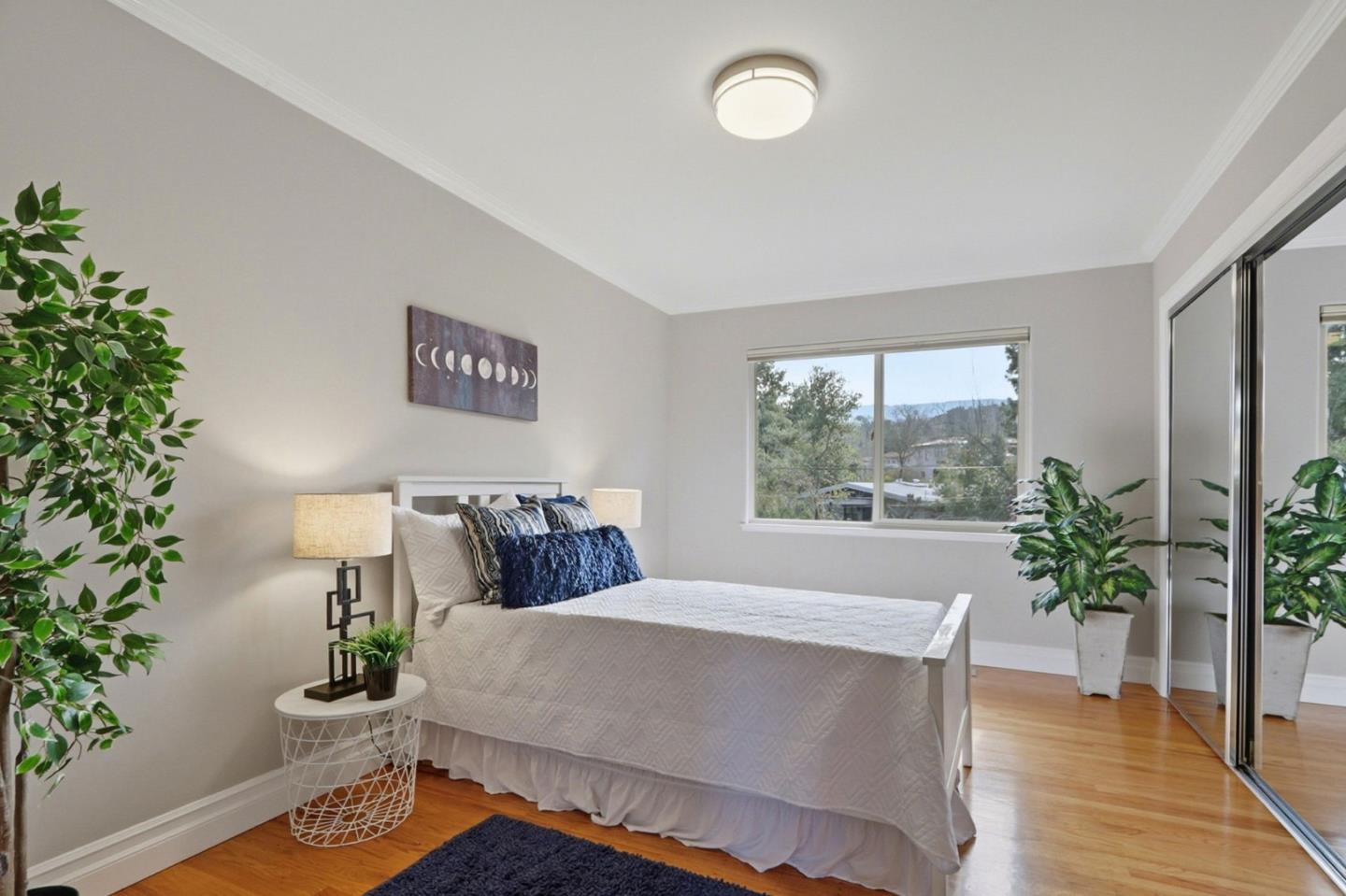 Detail Gallery Image 45 of 118 For 12387 Stonebrook Dr, Los Altos Hills,  CA 94022 - 5 Beds | 3/1 Baths