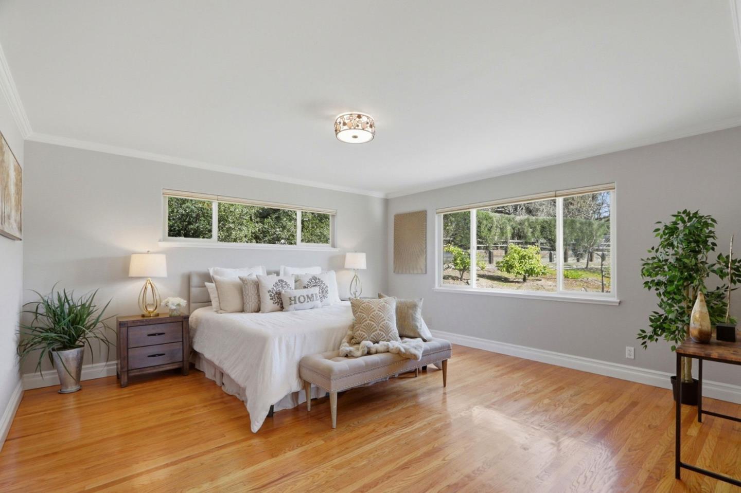 Detail Gallery Image 47 of 118 For 12387 Stonebrook Dr, Los Altos Hills,  CA 94022 - 5 Beds | 3/1 Baths