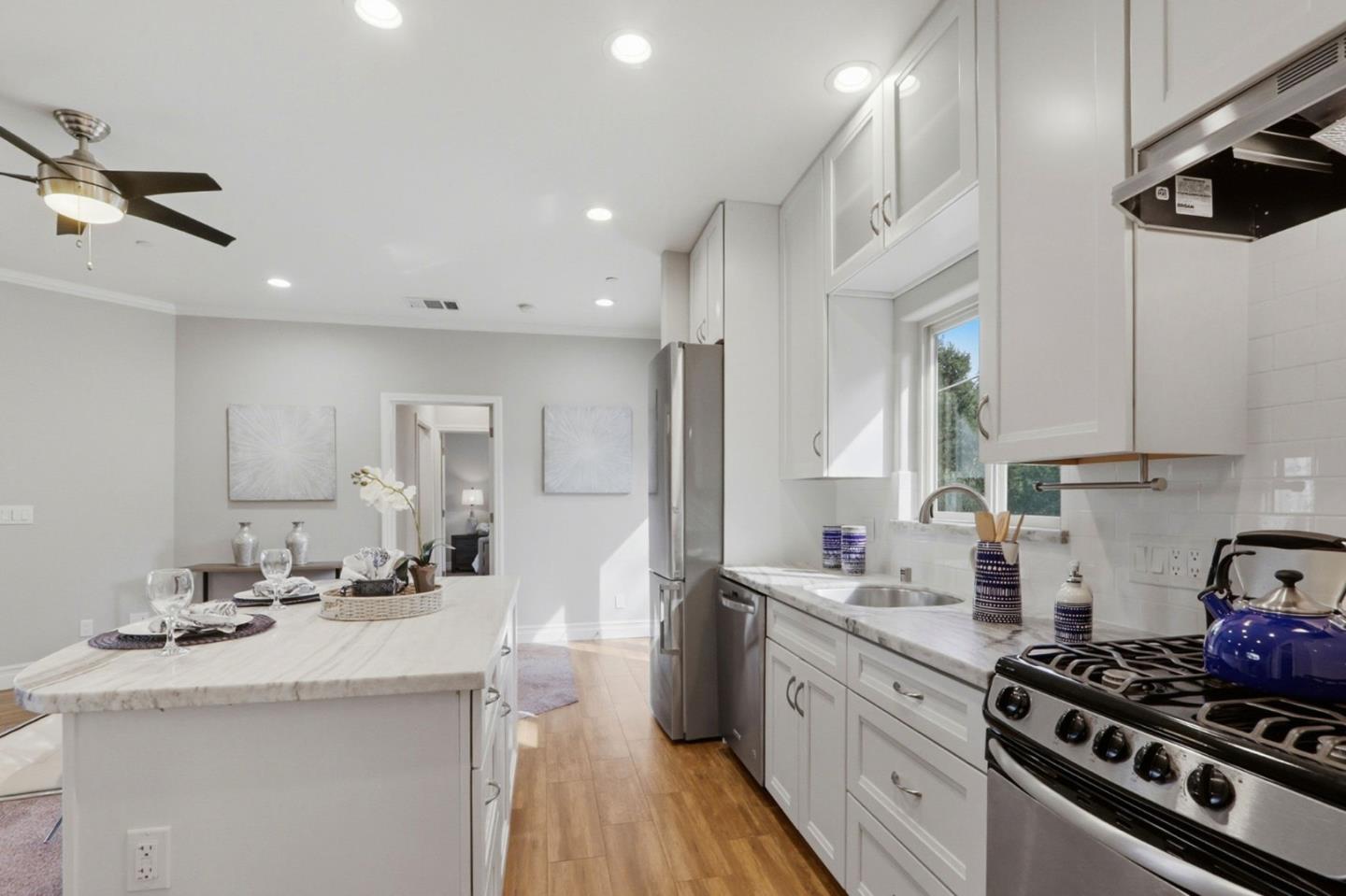 Detail Gallery Image 84 of 118 For 12387 Stonebrook Dr, Los Altos Hills,  CA 94022 - 5 Beds | 3/1 Baths