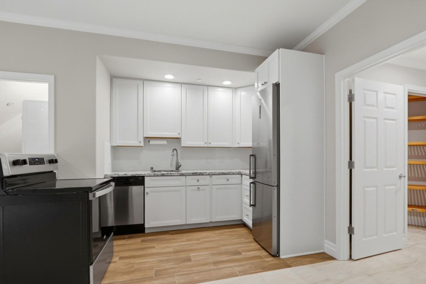 Detail Gallery Image 99 of 118 For 12387 Stonebrook Dr, Los Altos Hills,  CA 94022 - 5 Beds | 3/1 Baths