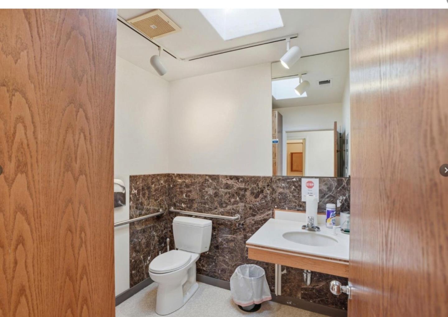 Detail Gallery Image 16 of 20 For 167 El Dorado St, Monterey,  CA 93940 - – Beds | – Baths